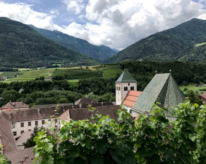 Neustift ist das grösste Kloster in Südtirol.