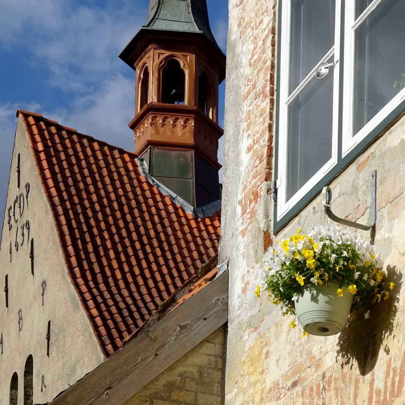 Im 12. Jahrhundert wurde das St. Johanniskloster als Benediktinerinnenabtei gegründet.