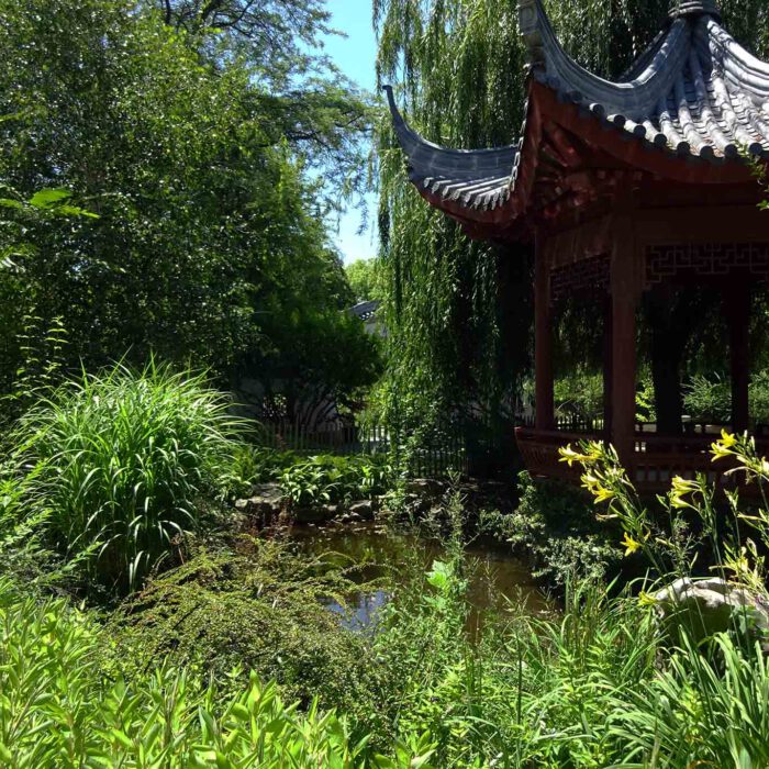 Le jardin chinois - ein Geschenk der Stadt Shanghai anlässlich der Expo 2004.