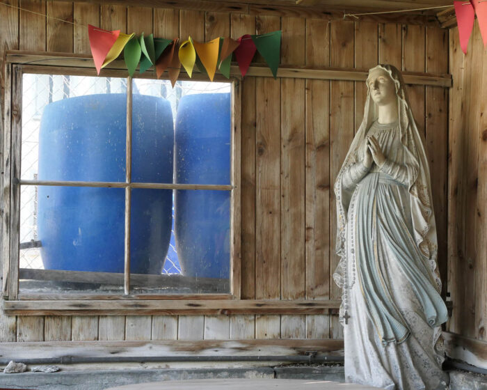 In der Laube des Klostergartens St. Klara in Stans wacht Maria nach wie vor über die Geschicke des Gartens und seiner Bewohner.